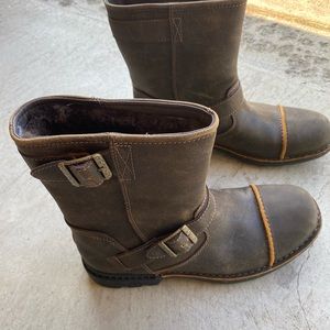 Men’s UGG boots, size 10.